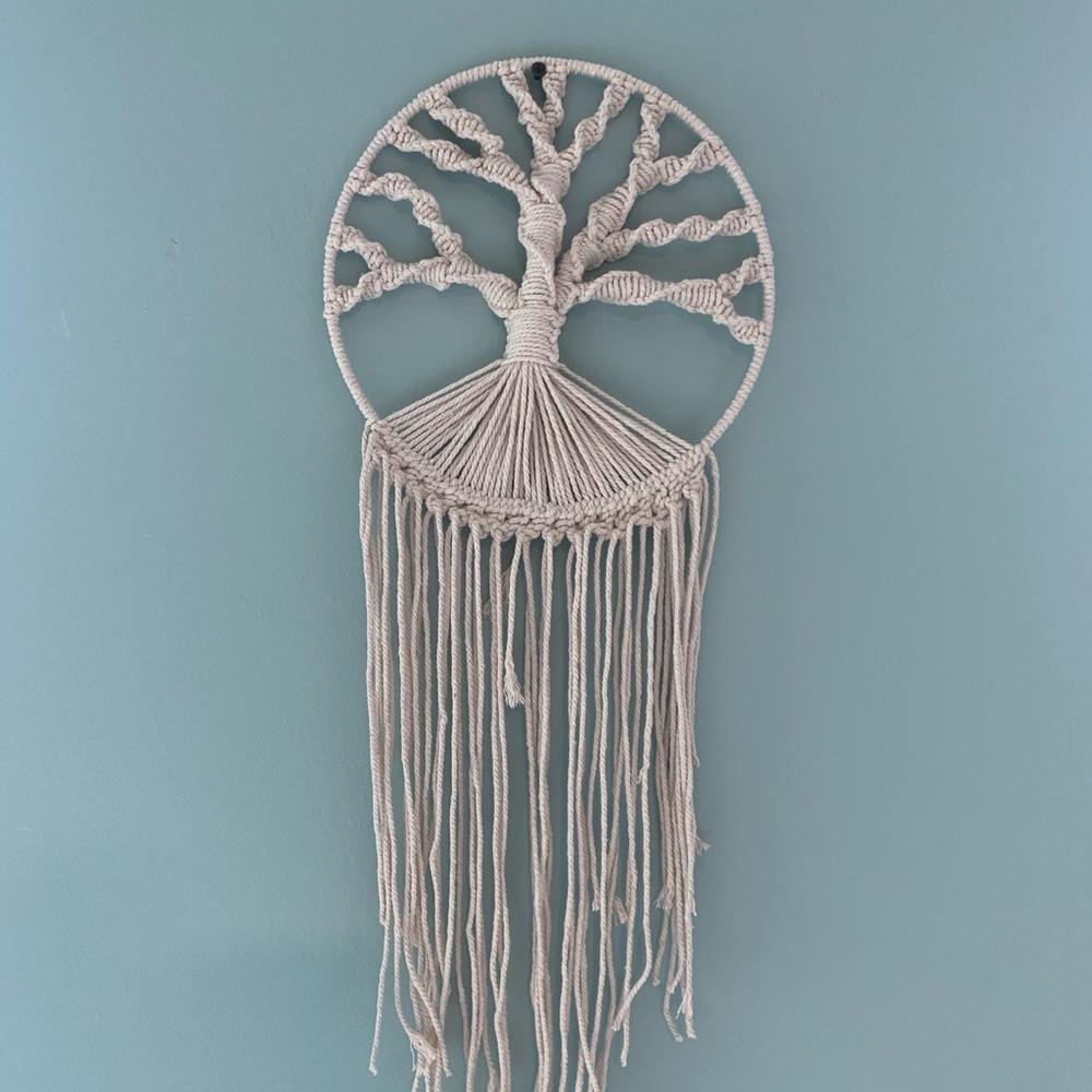- Handmade Macrame tree of life - Picture 2 of 2